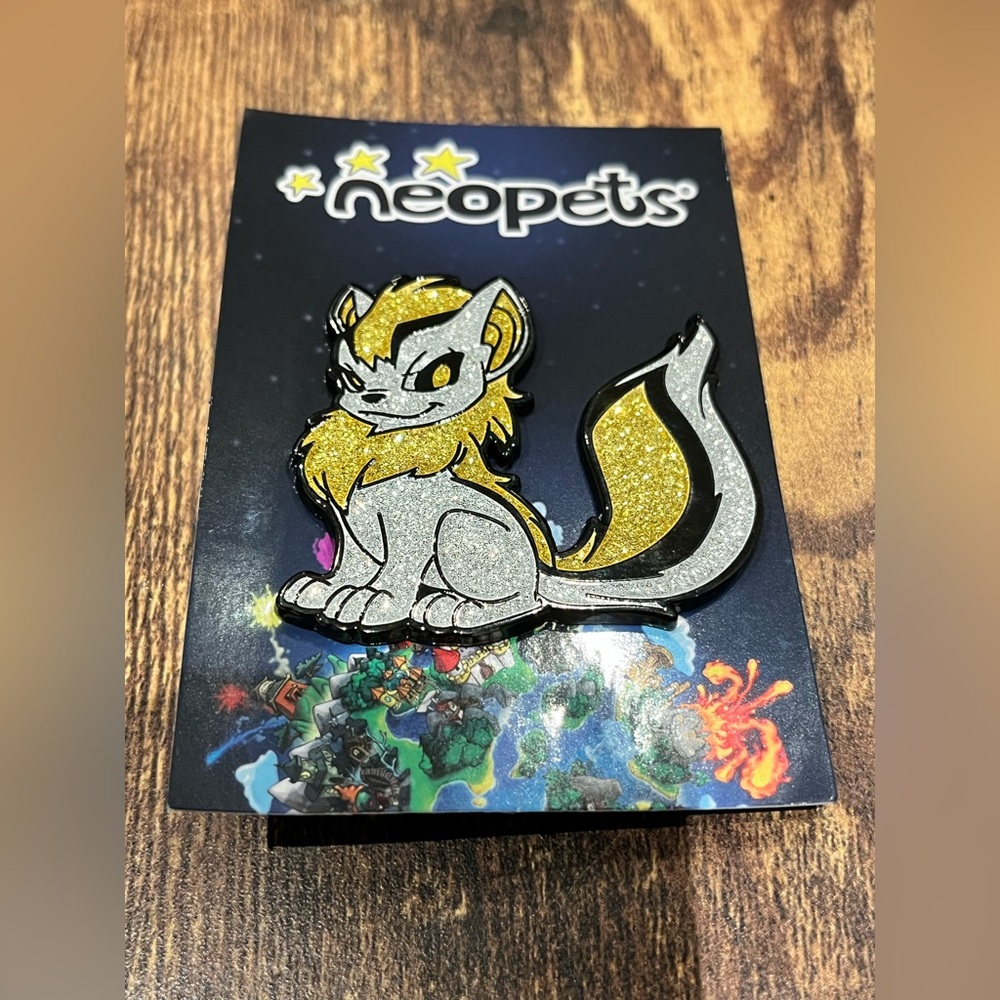 🌙 C1011 - Neopets Enamel Pin